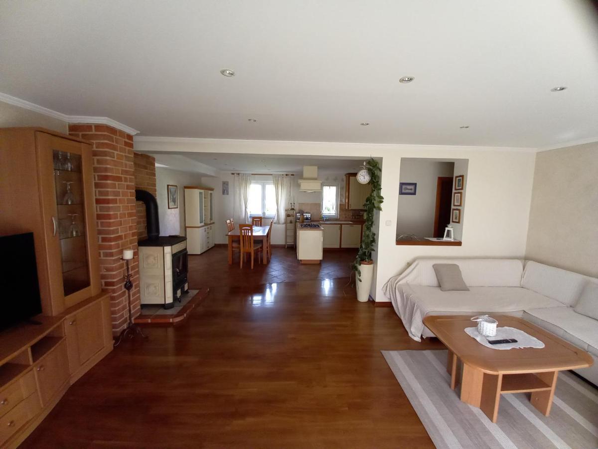 Apartmani Dijana Palit Esterno foto